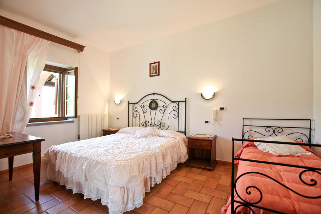 מרסיליאנה Agriturismo Da Lorena חדר תמונה